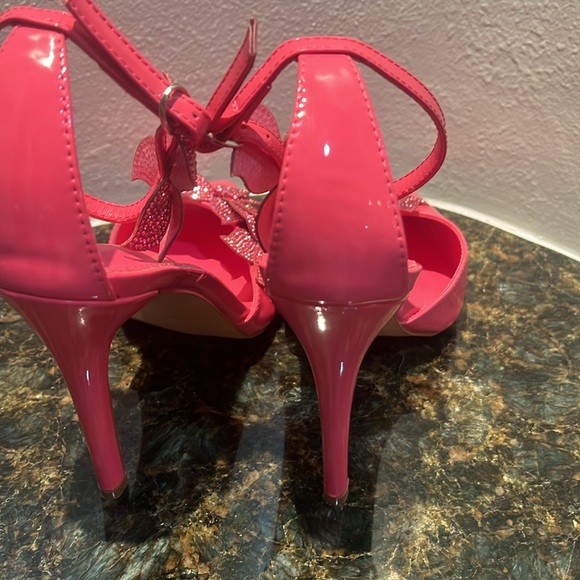 Azalea Wang Pink ankle strap stiletto heel glitter floral  Sz 9 EUC - Picture 5 of 8